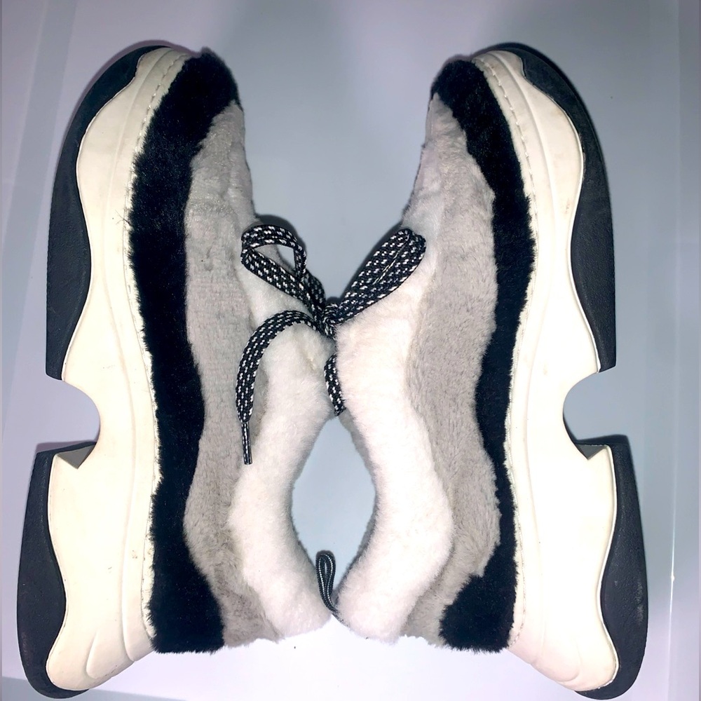Katy Perry Shoes - Picture 3 of 8